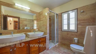 House on Calle Barrial de Abajo photo 42