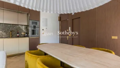 Penthouse on C. de Jovellanos Street photo 11