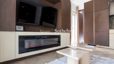 Penthouse on C. de Jovellanos Street photo 22