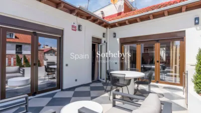 Penthouse on C. de Jovellanos Street photo 28