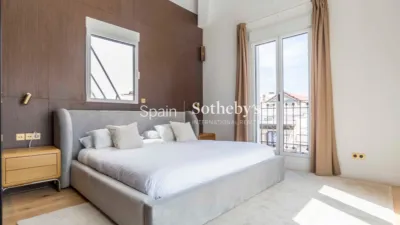 Penthouse on C. de Jovellanos Street photo 32