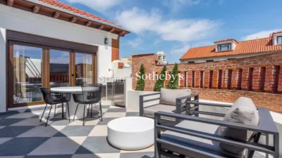 Penthouse on C. de Jovellanos Street photo 3