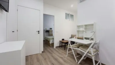 Piso en alquiler en El Raval - Imagen 4