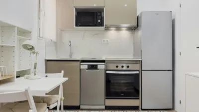 Piso en alquiler en El Raval - Imagen 7