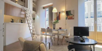 Piso en alquiler en Sol - Imagen 2