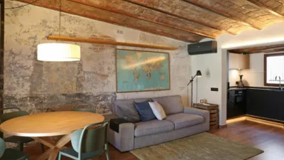 Piso en alquiler en El Raval - Imagen 2