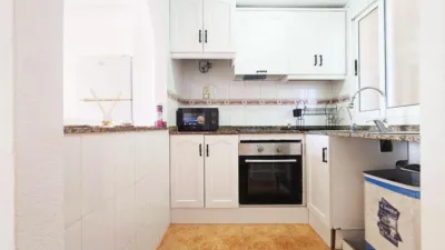 Piso – Torrevieja, Baleares, Urbanización El Chaparral - Vista 3