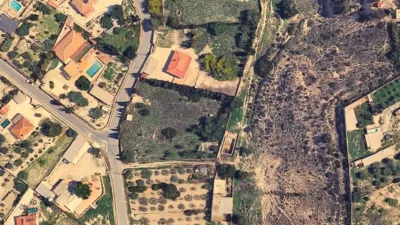 Terreno en venta en Carrer del Larix, número > - Vista 2