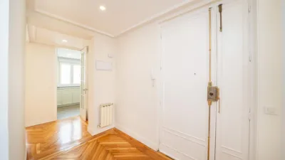 Piso en alquiler en Calle Lagasca, número >, cerca de Calle del General Oráa - Imagen 2