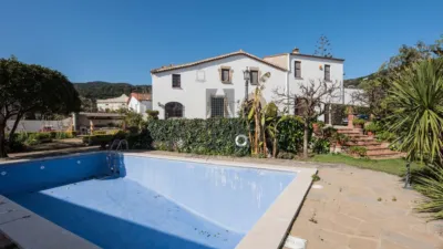 Rustic finca in Cabrera de Mar photo 3