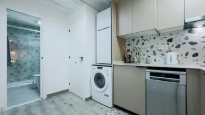 Piso en alquiler en El Raval - Imagen 3