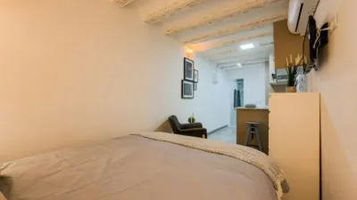 Piso en alquiler en El Raval - Imagen 7
