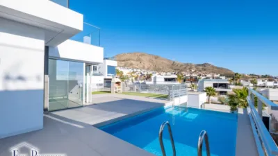 Casa – Finestrat - Més