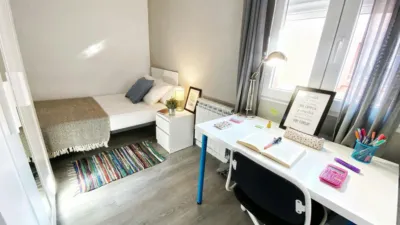 Piso en alquiler en Campamento - Imagen 2