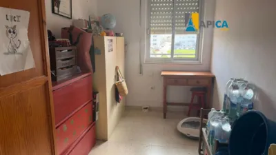 Piso en venta en Panzacola, La Banda-Campo de Fútbol (Chiclana de la Frontera) de 135.000 €