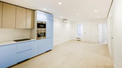 Piso en alquiler en Calle >C. Edgar Neville, Número > - Imagen 5