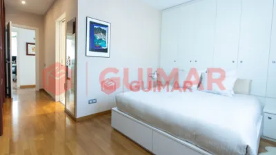 Apartment on Carrer de Batista i Roca photo 19
