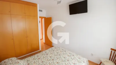 Flat on Carrer de l'Ebre photo 17