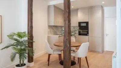 Apartment on Calle de Hortaleza photo 9