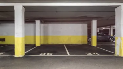 Piso en alquiler en Calle Emilio Llaneza, 13, La Corredoría-Prado de la Vega-La Monxina (Oviedo) de 900 €<span>/mes</span>