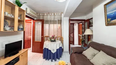 Piso en calle San Lorenzo photo 3