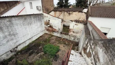 Casa en venta en Calle de Pérez Galdós, Montijo de 100.000 €