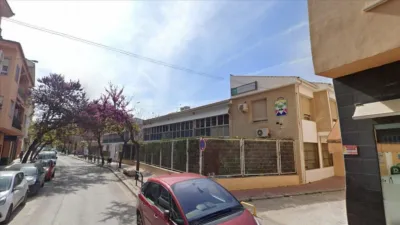 House on Miralrio Street photo 9