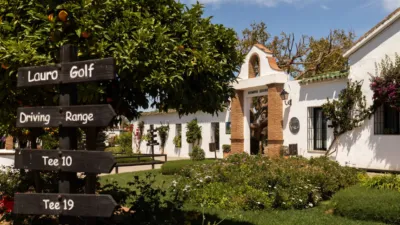 Casa en Lauro Golf photo 22