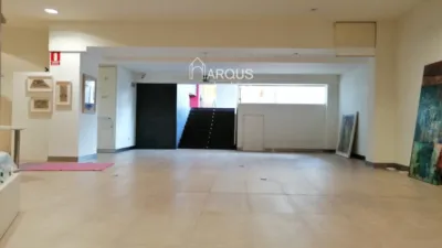 Local comercial en venta en Ensanche - Sar - Más
