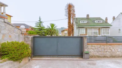 Chalet for sale in Cuatro Caminos photo 6