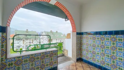 Chalet for sale in Cuatro Caminos photo 8