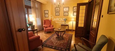 Edificio en venta en Ensanche - Sar - Más