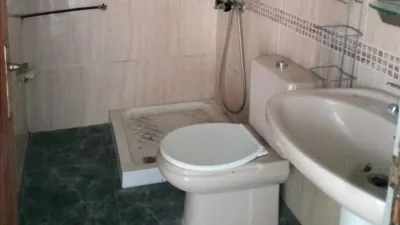 Piso en calle Gregorio Gutierrez photo 4