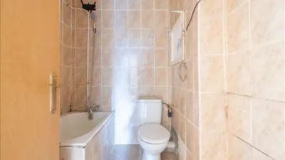 Apartment on Carrer de l'Escultor Rocamora photo 16