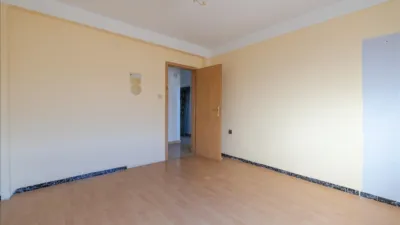 Apartment on Carrer de l'Escultor Rocamora photo 5