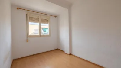 Apartment on Carrer de l'Escultor Rocamora photo 9