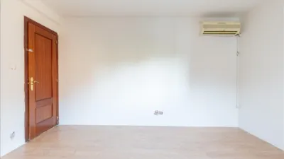 Apartment on Salvador Alonso Street photo 9