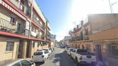 Piso en calle San Juan de Aznalfarache photo 2