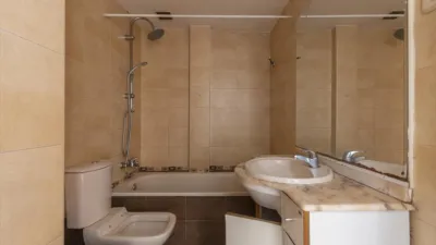 Apartment on Juana Fuentes Street photo 21
