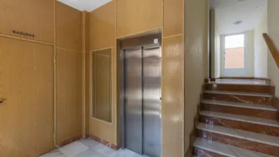 Apartment on Juana Fuentes Street photo 24