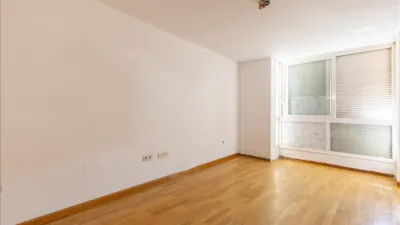 Apartment on Juana Fuentes Street photo 2