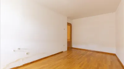 Apartment on Juana Fuentes Street photo 5