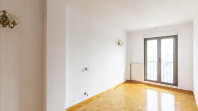 Apartment on Avenida de Nuestra Señora de Valvanera photo 5