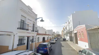 Apartment on Calle del Conde de Vallellano photo 2