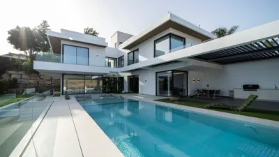 Villa on Autopista del Mediterráneo photo 2