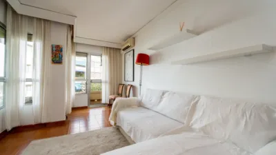 Apartment in Carrer de Miquel Sants Oliver photo 3