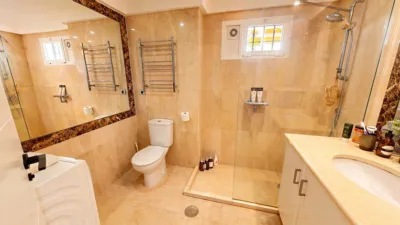 Apartment in El Paraíso-Atalaya-Benamara photo 10