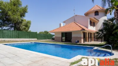 Villa on Carrer del Bosc del Qüec photo 3