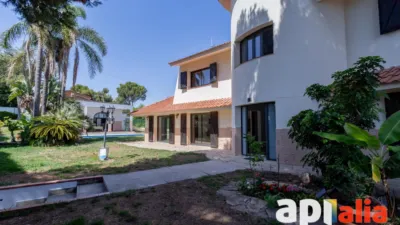 Villa on Carrer del Bosc del Qüec photo 4
