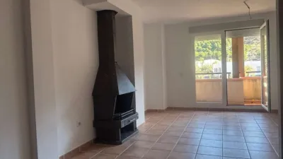 Piso en venta en Calle Cuarteles, 4, Enix de 61.285 €